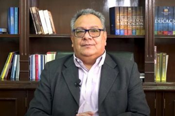 Educación llama al diálogo por protestas docentes