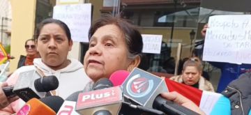 Comerciantes instalan vigilia y frenan Congreso de Gremiales en Tarija; exigen nuevas elecciones
