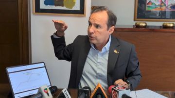 Tuto afirma que “Bolivia está sumida en una profunda incertidumbre e improvisación”
