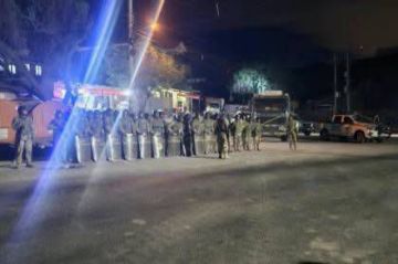 Despliegan 500 policías y militares en la ruta Cochabamba - Oruro