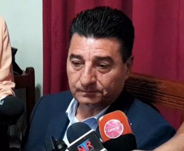 Torres descarta alza inmediata del pasaje y exige un nuevo estudio por el diésel a Bs 18