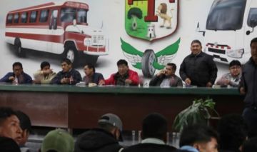 Gobierno cuestiona a choferes y aleja la posibilidad de un acuerdo rápido