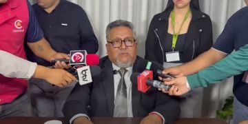 Aprehenden al fiscal Luis Montaño, quien se autonombró fiscal general