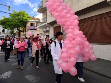 Cáncer de mama: Pacientes piden una atención digna y especializada