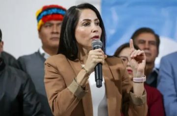 Ecuador: Luisa González denuncia persecución política