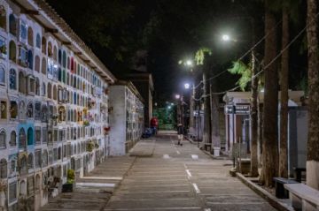 Alcaldía mejora el alumbrado en el Cementerio General 