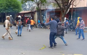 Imágenes de una jornada de paro, enfrentamientos y arrestos en Tarija 