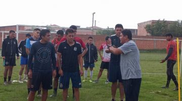 Galería de fotos del día 1 de la  pretemporada del Ciclón de Tarija 	