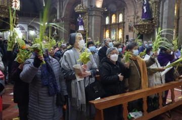 Así se vive el Domingo de Ramos en Bolivia
