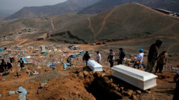 Perú supera las 5.000 muertes por coronavirus