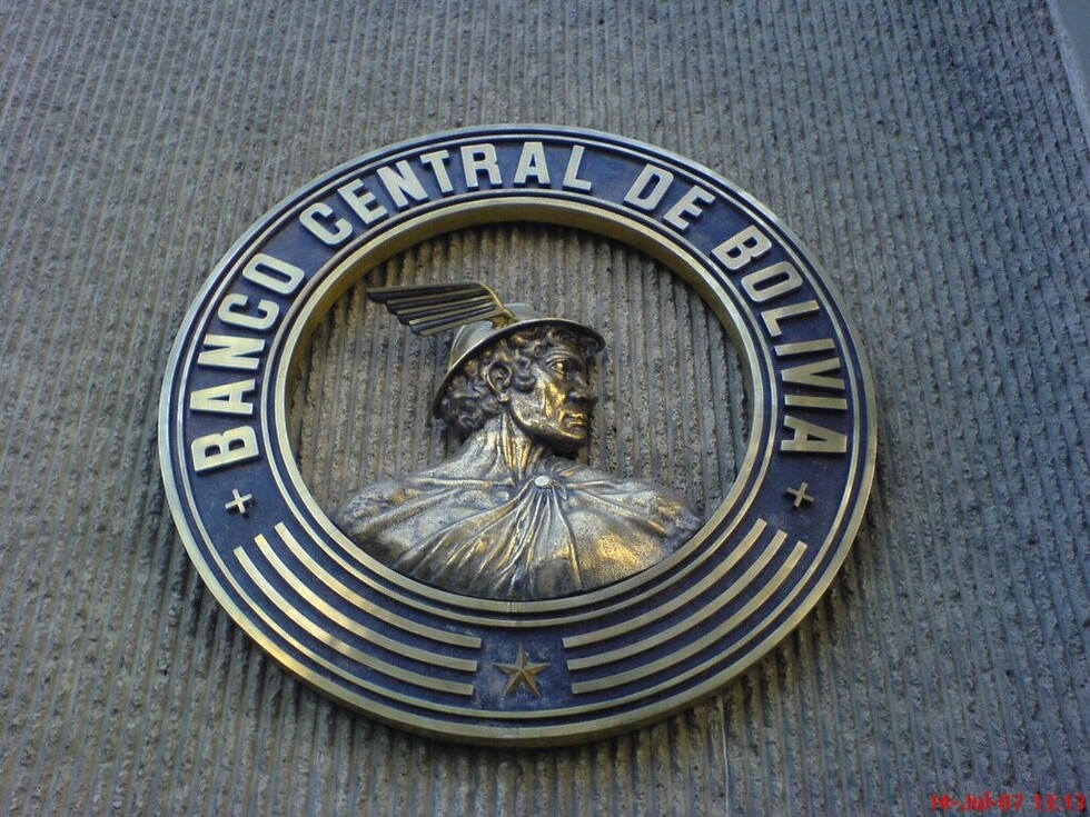 Bolivia sigue financiando  el capitalismo internacional