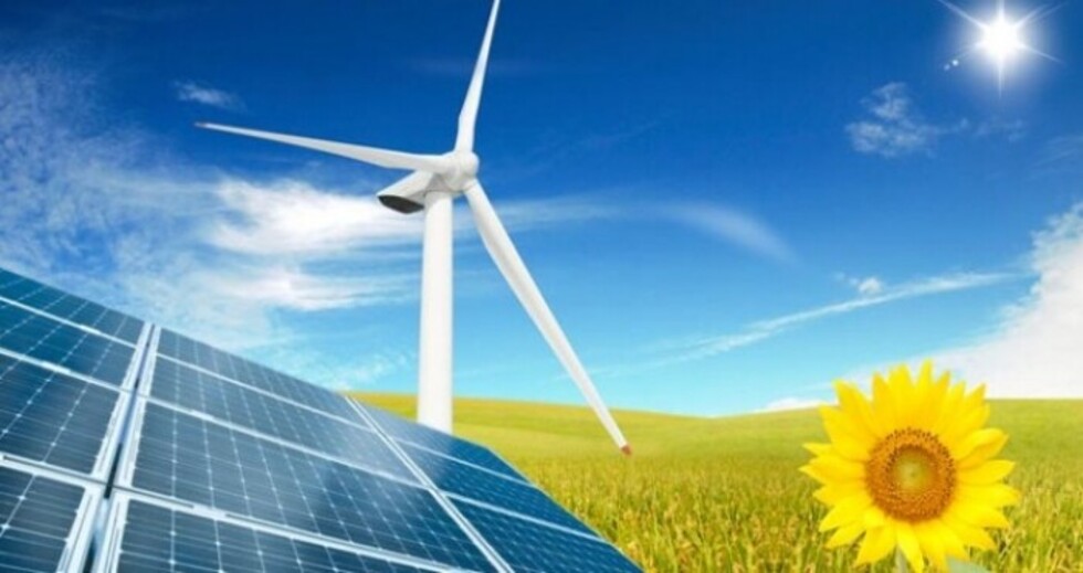 Caída del petróleo refuerza avance de energía renovable