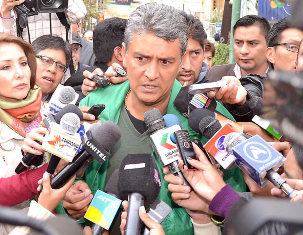 Candidatos apuran el último empujón