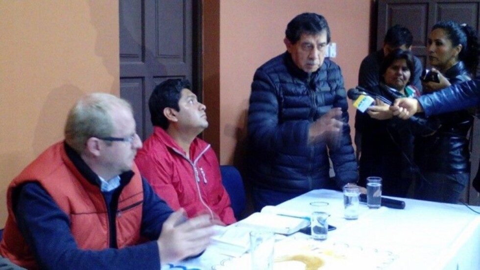 Vega y Torres, dos formas de hacer política