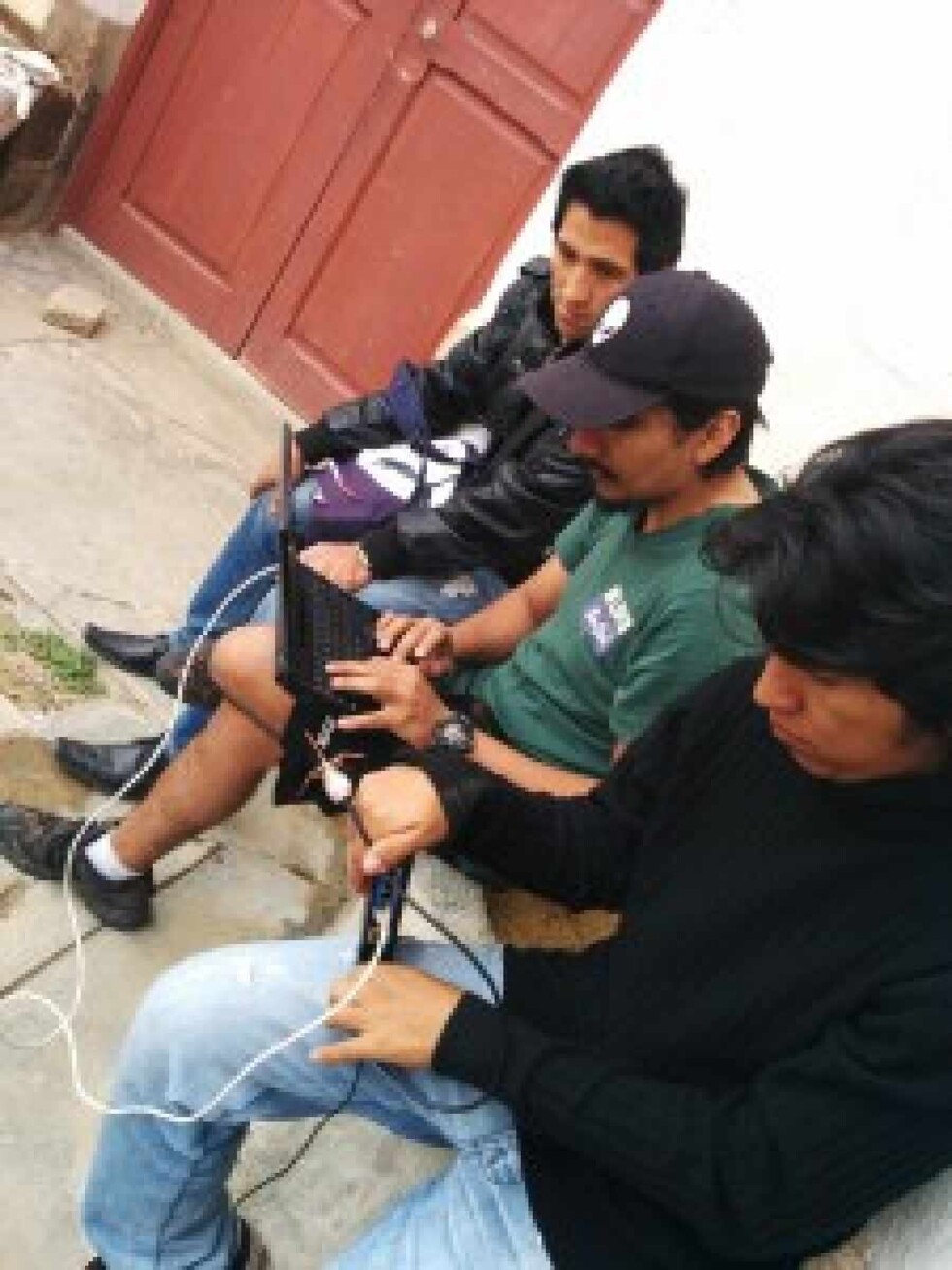 Nace una red libre en un barrio de Cochabamba