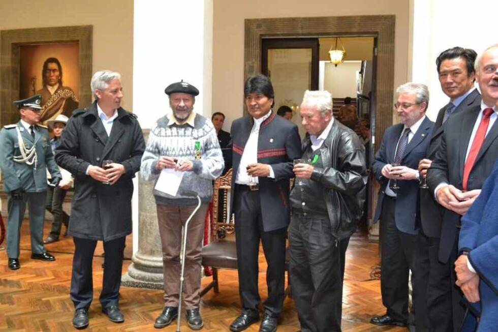 A vueltas con el referéndum: En su año “salau”, el MAS contraataca de nuevo