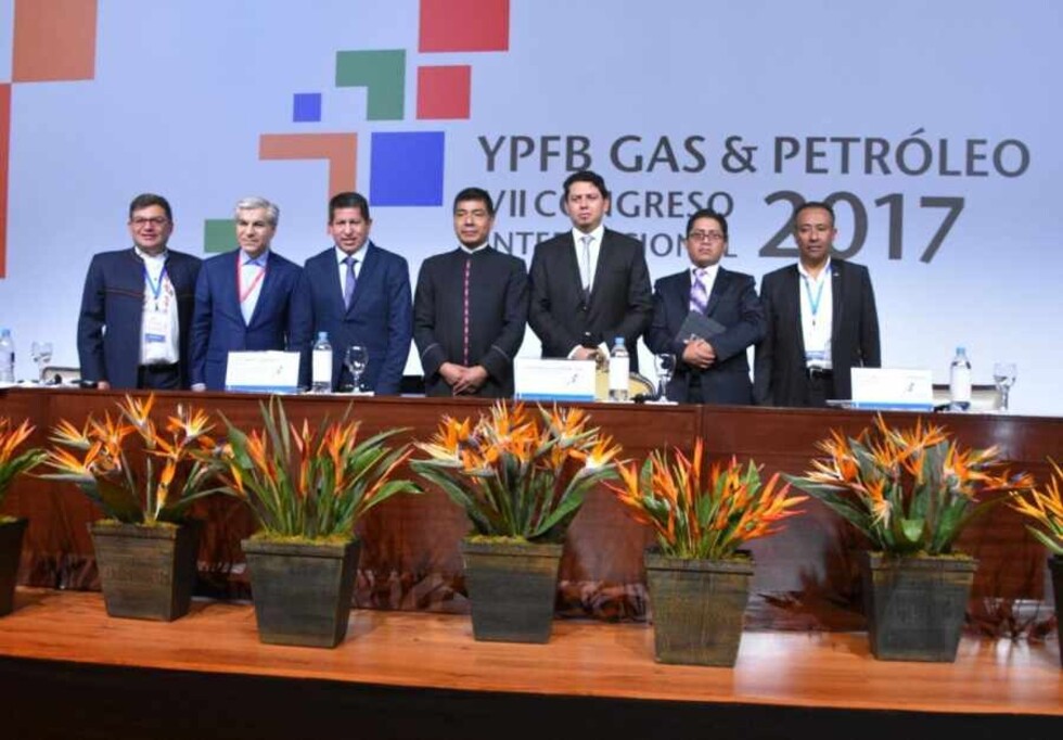 Actores, tecnología y mercado, dolores de cabeza para YPFB