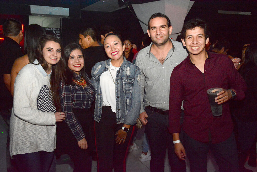 Full fiesta en Kapital  Disco