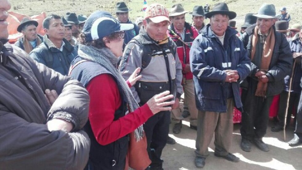 Cabildo en Inquisivi decide expulsar a empresas chinas de su territorio
