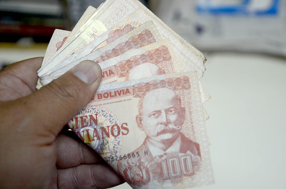 Incremento salarial: IBCE pide al Gobierno no ceder al "chantaje" de la COB