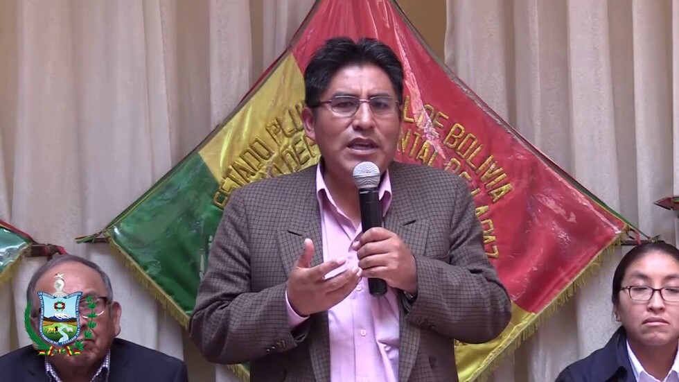 Patzi pide apoyo ciudadano para candidatura presidencial