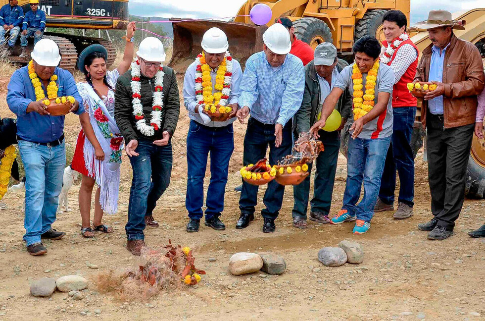 Oliva reactiva proyecto asfaltado Cruce Panamericano – La Choza – San Isidro