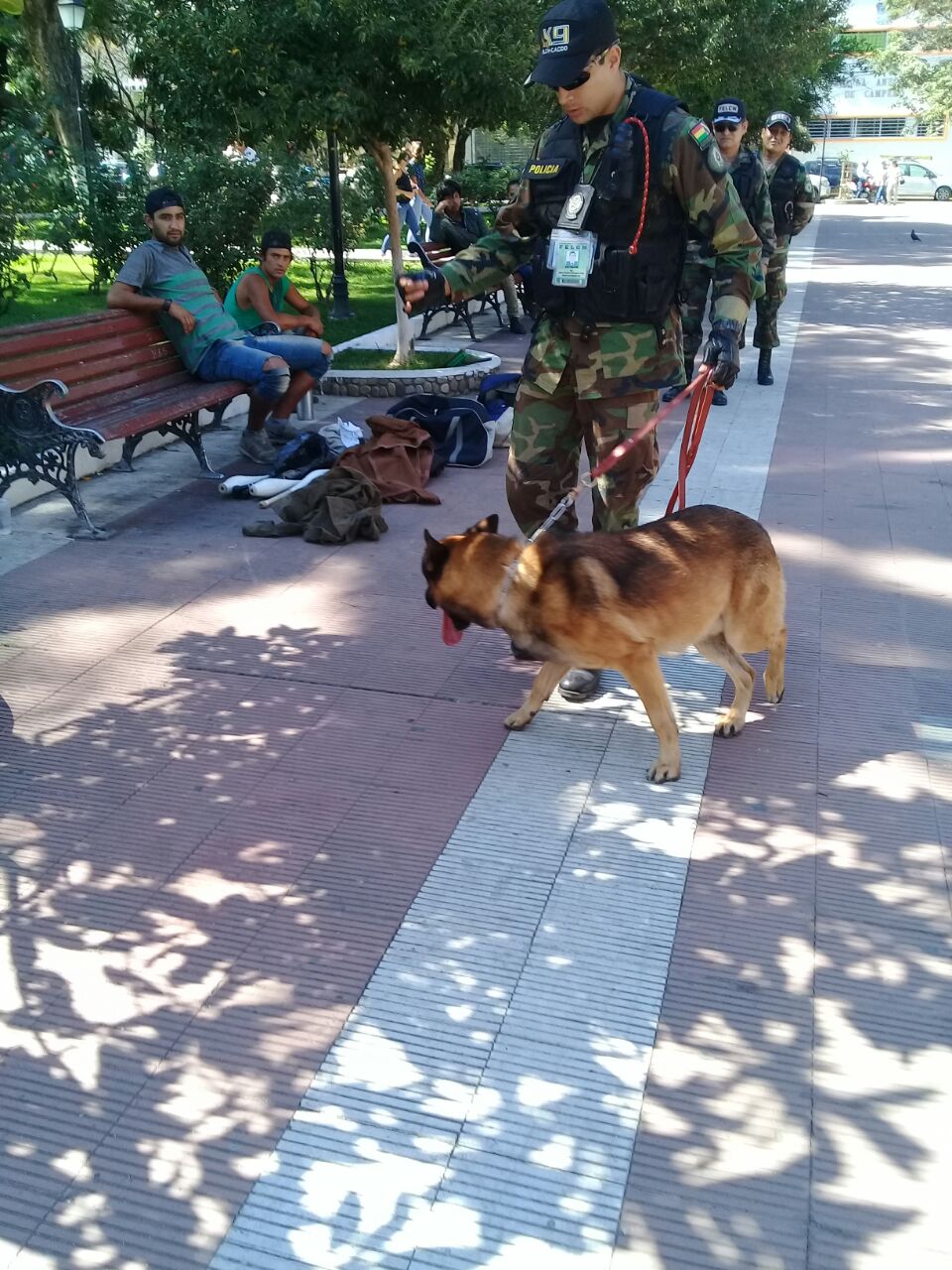 La FELCN buscó droga en plazuela Sucre