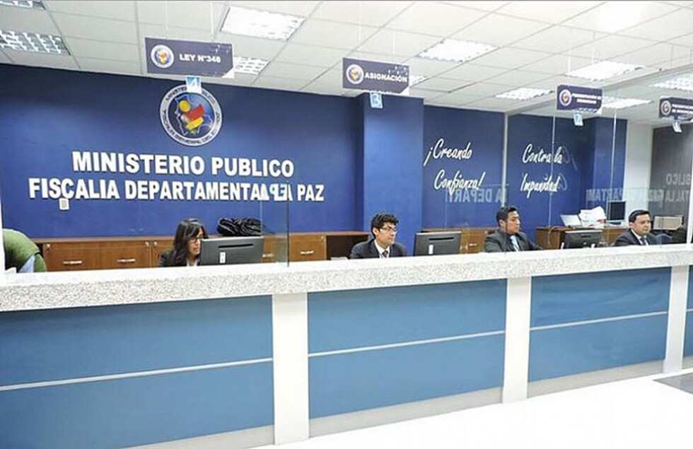 Supuesta pariente del Defensor del Pueblo es detenida