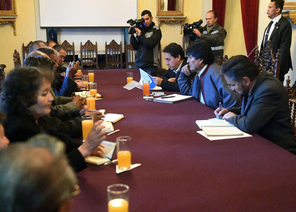 Gobierno y jubilados acuerdan incremento de 4% en las rentas