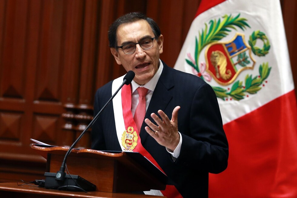 Perú: Indignación por la reacción del presidente Martín Vizcarra tras el asesinato de una joven