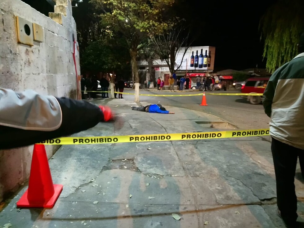 Hombre fue asesinado y otro acabó baleado