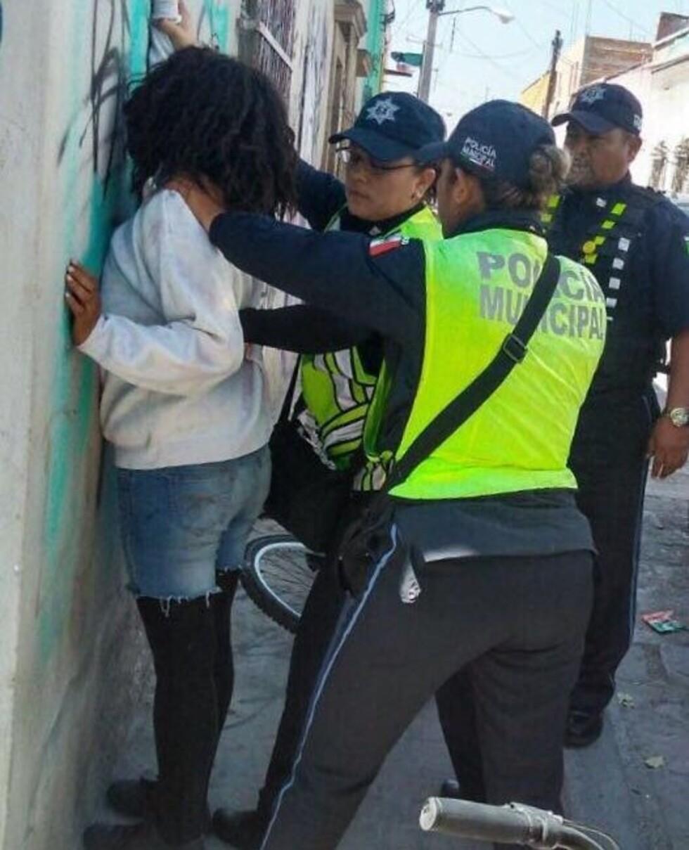 Mujer es detenida por tráfico de sustancias