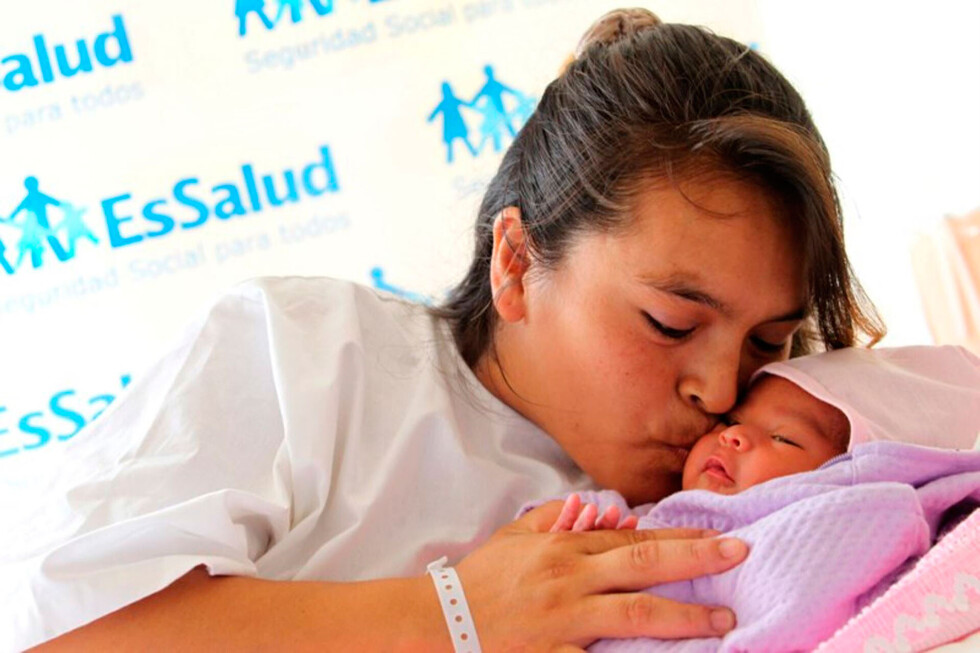 ¿Teta o biberón?, sólo el 60% de las madres bolivianas da de lactar
