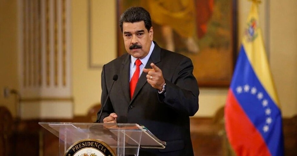 Maduro sospecha de Santos, el aún presidente de Colombia