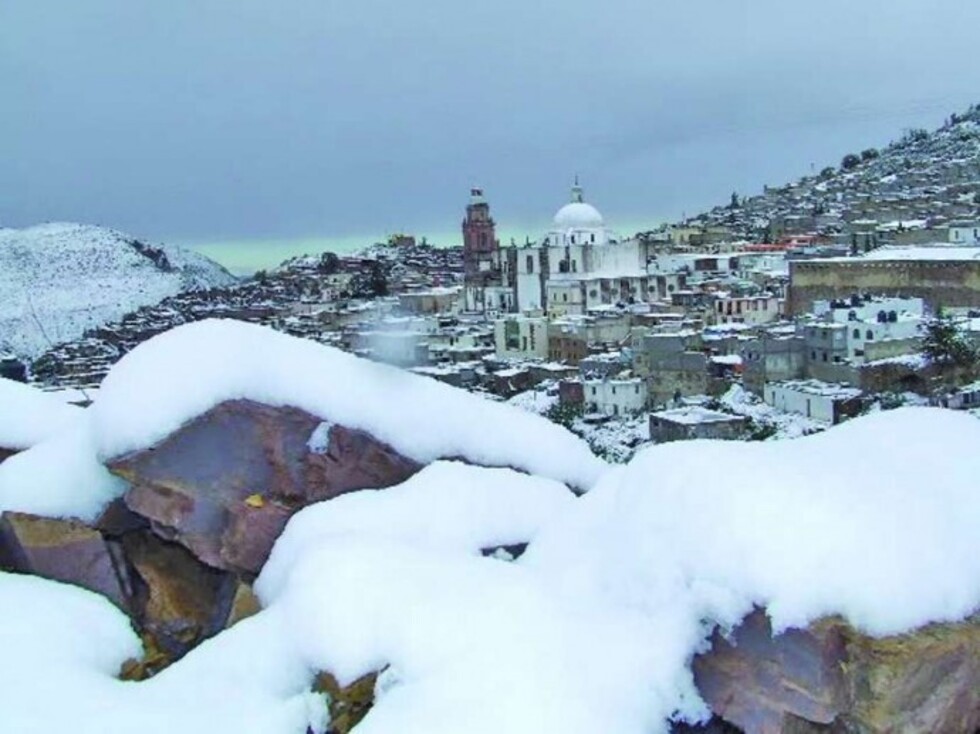 Nevadas y heladas afectan a 28 municipios de La Paz, Oruro y Potosí