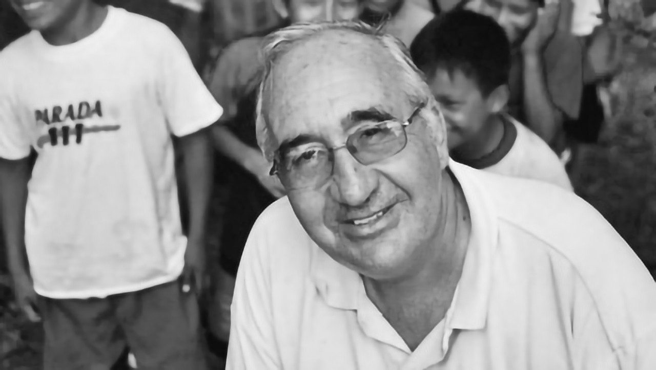 Hallan muerto con signos de violencia a un sacerdote de Perú