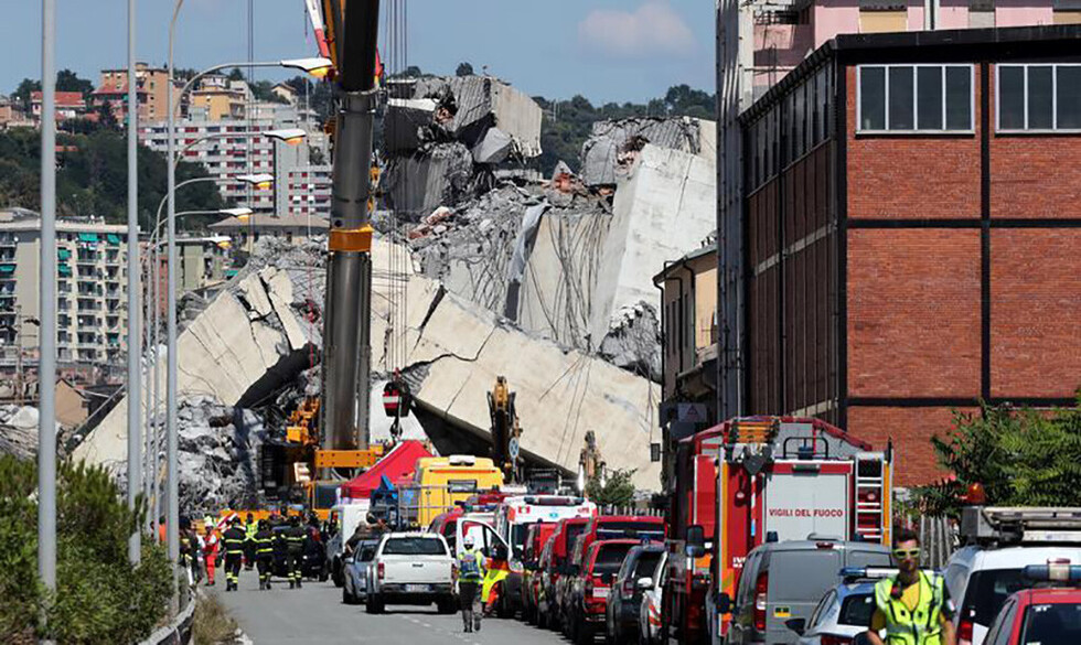 Inversores castigan a operador de puente de Italia tras derrumbe