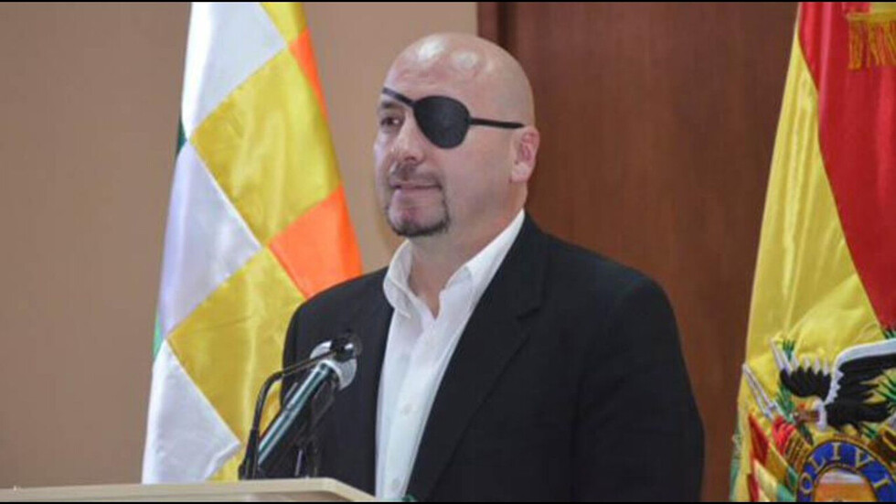Defensor del Pueblo pide a los cocaleros a prescindir del uso de armas