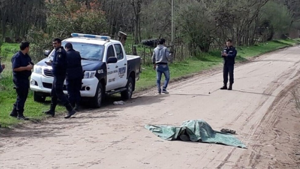 Asesinó a su ex y después se suicidó en la calle