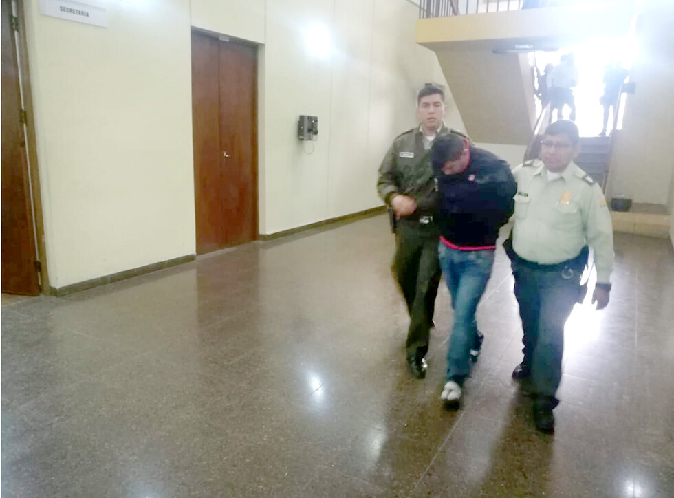 Envían al penal a sujeto que robó a comerciantes