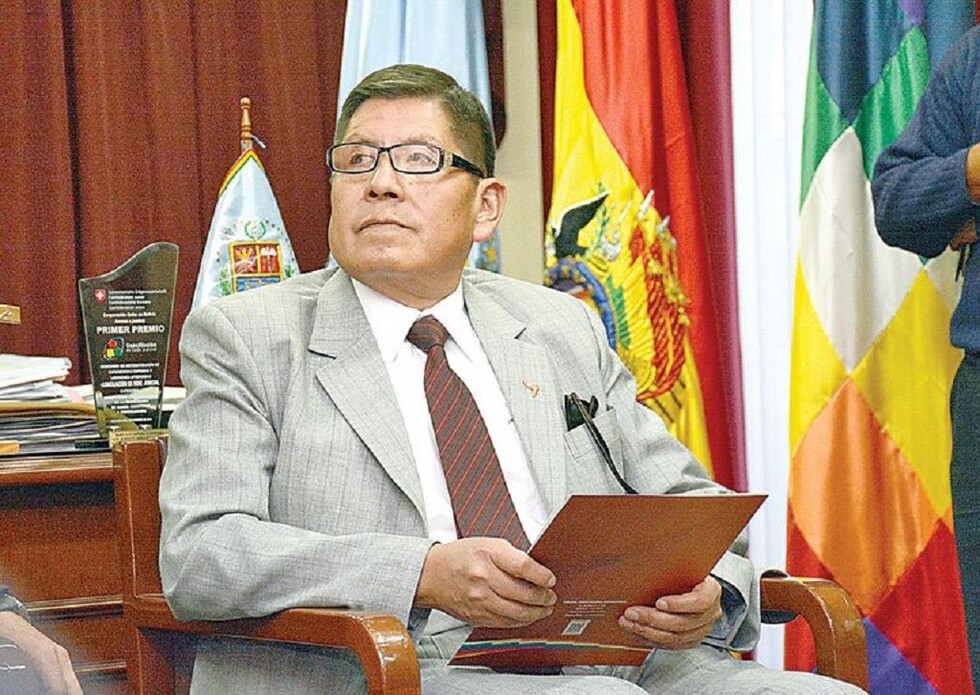 Exmagistrado que avaló la reelección indefinida asume dirección del INRA