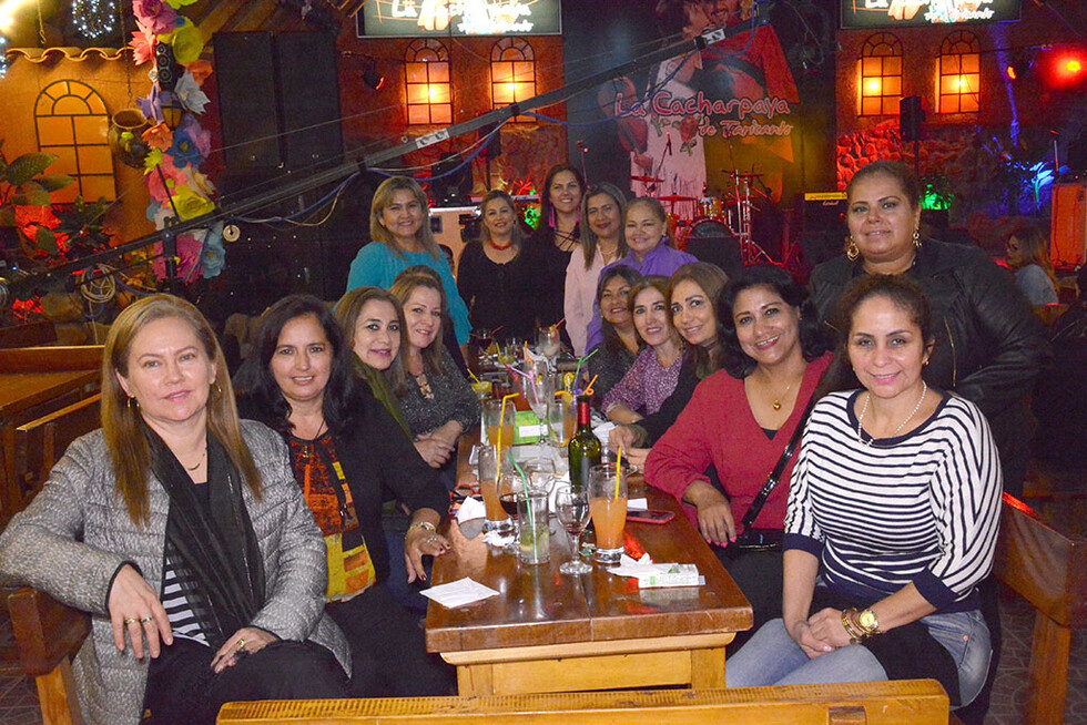 Aniversario  IV de Badulakes en Tarija
