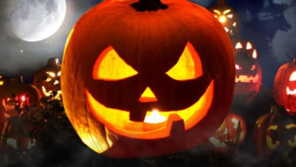 Fue abusada en una fiesta de noche de brujas