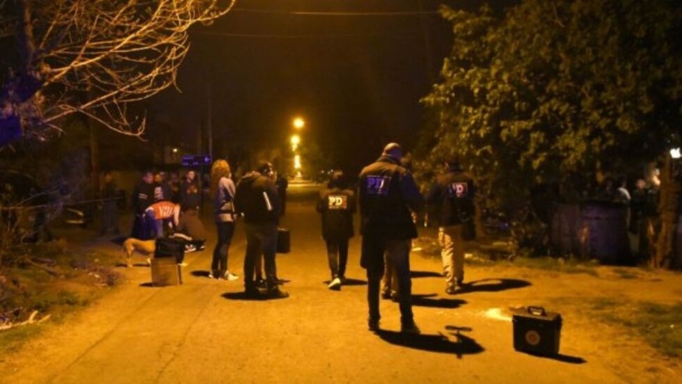 Lo hallaron muerto, desnudo y amordazado