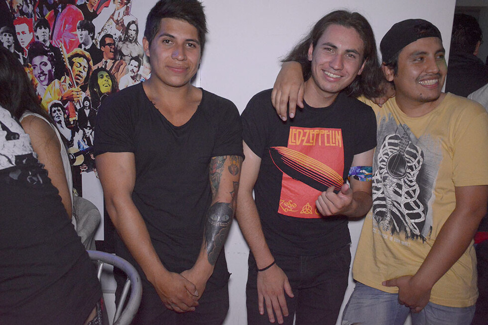 Rockeros  recaudan regalos para Navidad