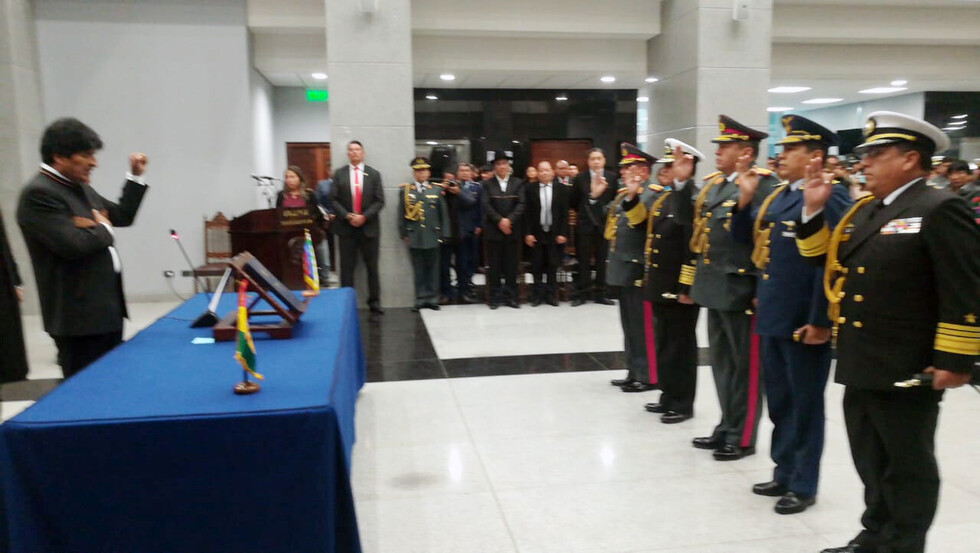 Presidente posesiona al nuevo Alto Mando Militar