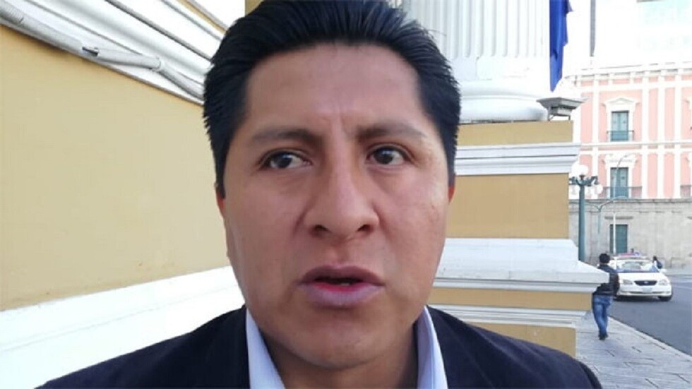 Diputado dice que enterrar vivos a opositores es metáfora