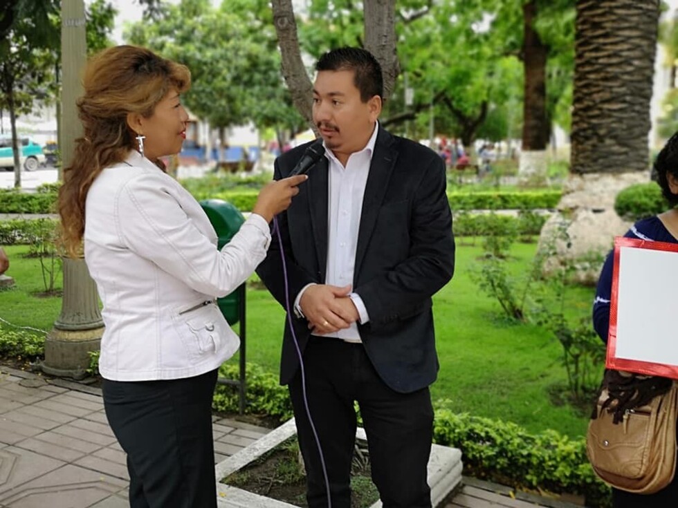 Reconocimiento  al artista Ciro Ustarez