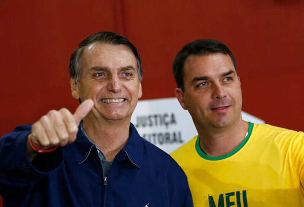 Juez reabre investigación sobre Flavio Bolsonaro