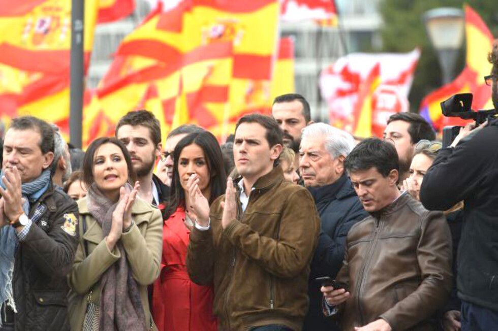 El laberinto político del que España es incapaz de salir